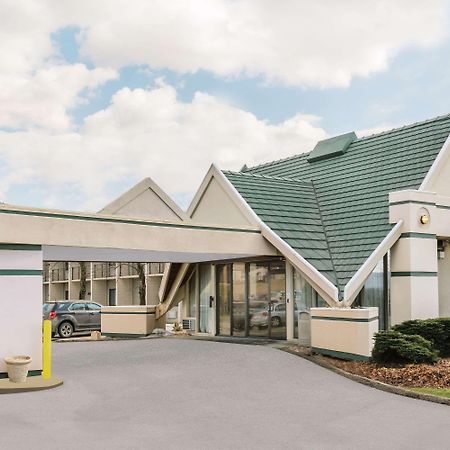 Days Inn By Wyndham Rutland/Killington Area Екстериор снимка