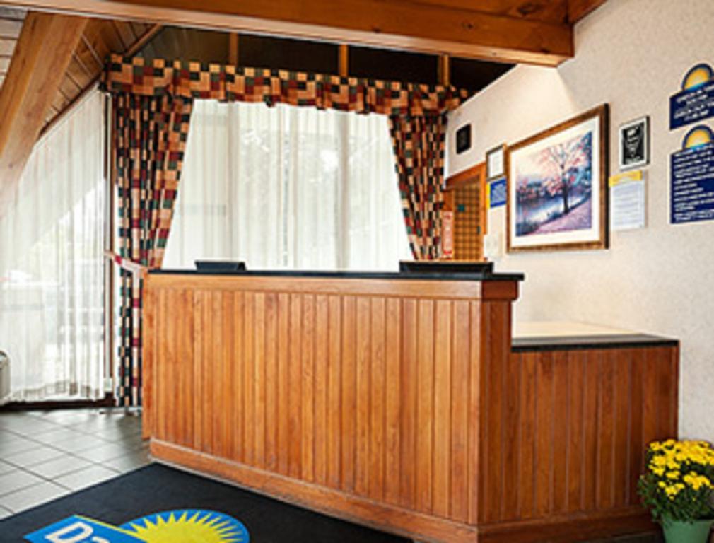 Days Inn By Wyndham Rutland/Killington Area Екстериор снимка